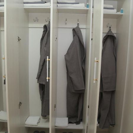 Bek Plus Hotel Takchilik Buitenkant foto