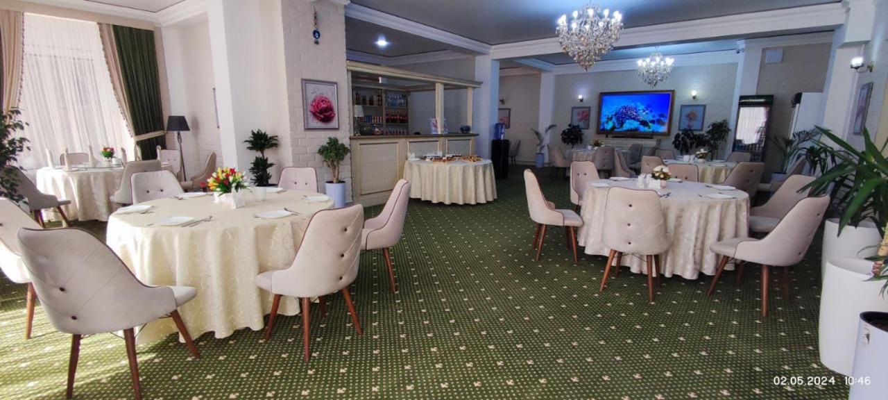 Bek Plus Hotel Takchilik Buitenkant foto