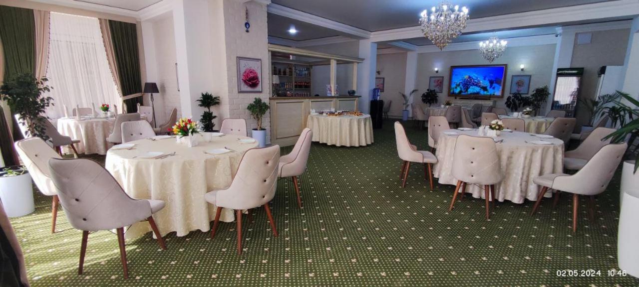 Bek Plus Hotel Takchilik Buitenkant foto